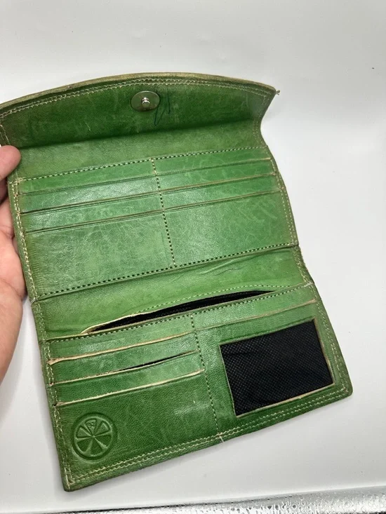 Source Unknown Green Tooled Leather Wallet Clutch - Picture 7 of 10